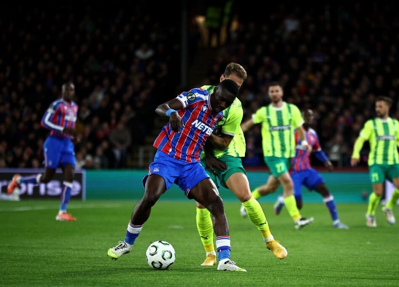 AEK Larnaca thiếu sự tự tin trước đối thủ Crystal Palace
