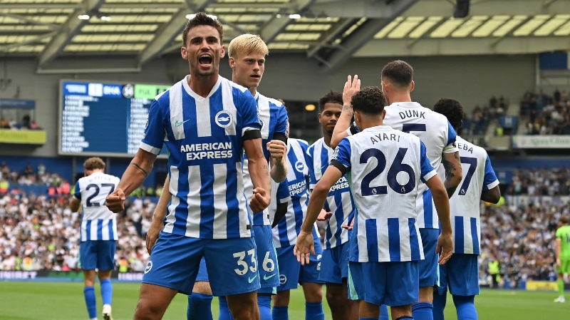Brighton Hove Albion nổi bật với lối chơi kiểm soát bóng tốt