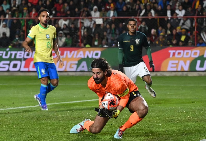 Brazil đối mặt với thử thách cực độ tại độ cao hơn 3.600m của Bolivia