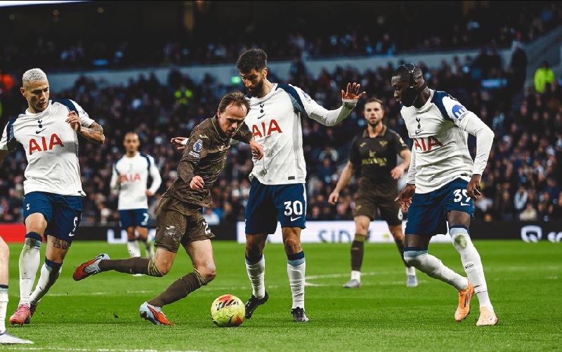 Brentford vs Everton đụng độ thu hút người hâm mộ theo dõi