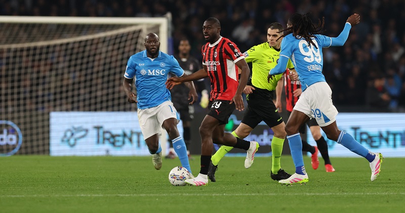 Napoli vs AC Milan là hai đội bóng có nhiều duyên nợ