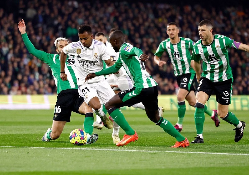 Real Betis vs Real Madrid đối đầu thu hút người hâm mộ quan tâm