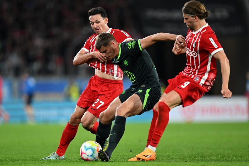 SC Freiburg vs Wolfsburg đối đầu hấp dẫn