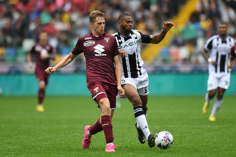 Udinese vs Torino đối đầu hấp dẫn