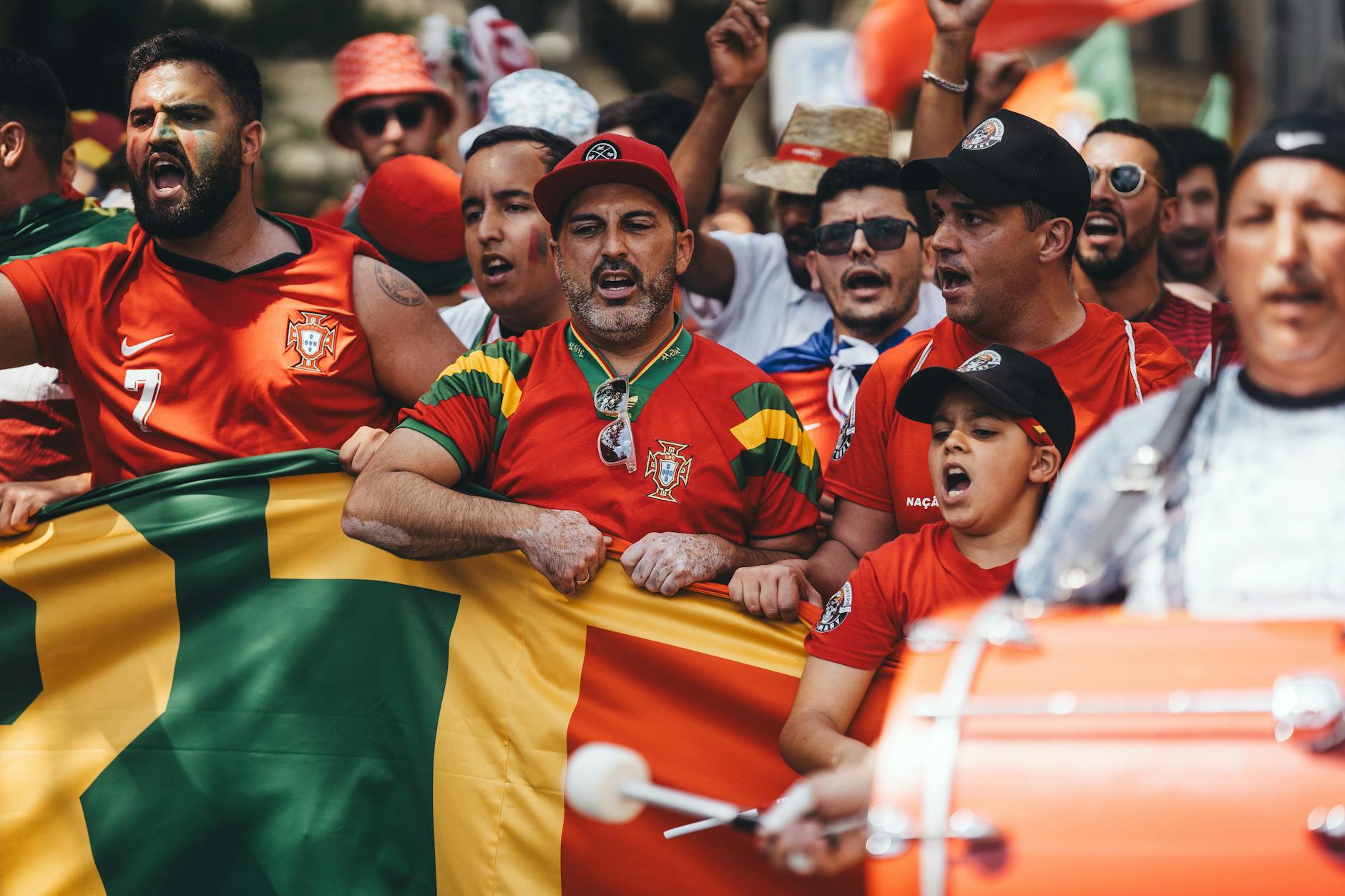 Cổ động viên cuồng nhiệt vòng bảng World Cup 2026