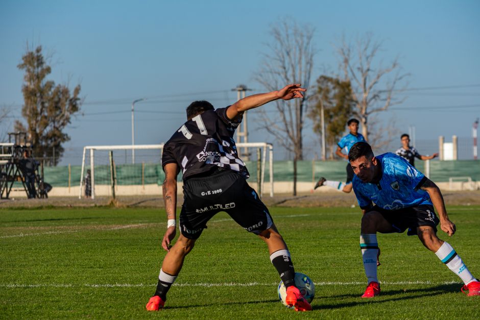 Soi kèo tài xỉu, phạt góc trận Colegiales vs Quilmes, 01:00 ngày 21/06